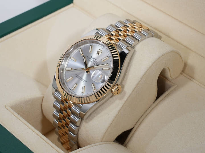 Rolex Datejust 41 Ref. 126333 Stainless Steel/Yellow Gold Silver Dial Jubilee Bracelet Excellent Condition uzpj98ia