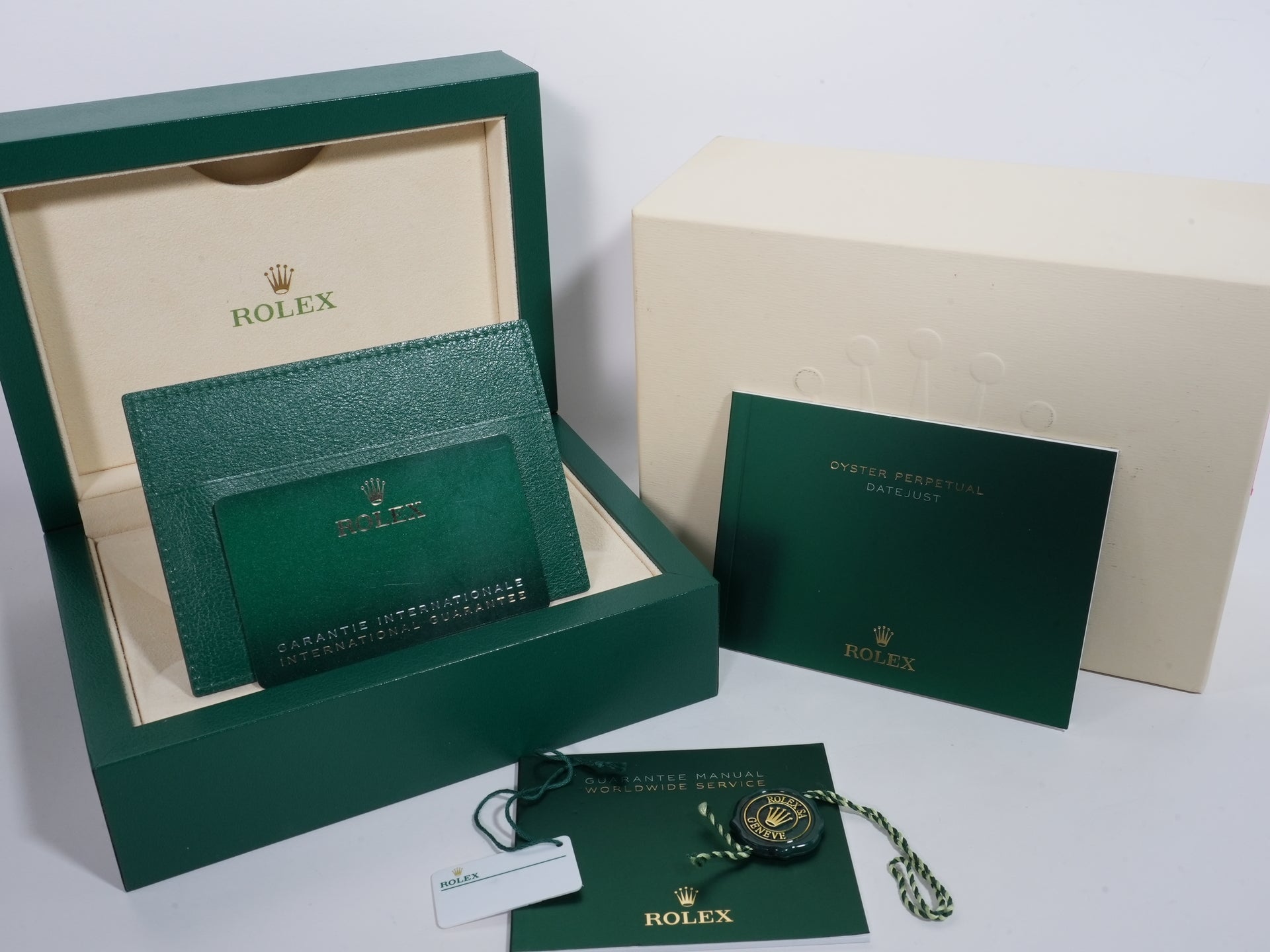 Rolex Datejust 41 Ref. 126333 Stainless Steel/Yellow Gold Silver Dial Jubilee Bracelet Excellent Condition uzpj98ia