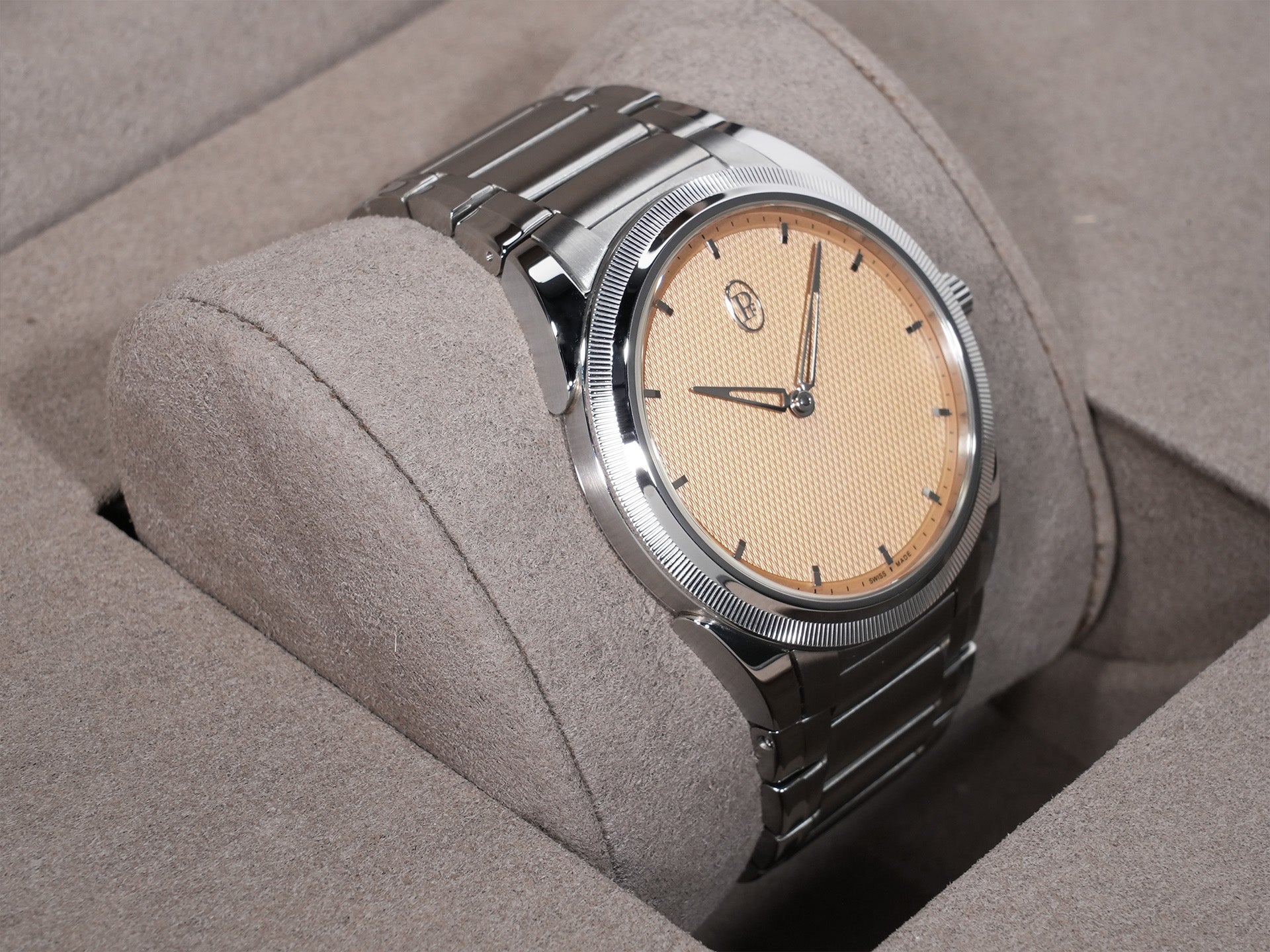 Parmigiani Fleurier Tonda PF Micro-Rotor Ref. PFC914-1020021-100182 Stainless Steel x Platinum Golden Siena Dial Excellent Condition xkczhbci