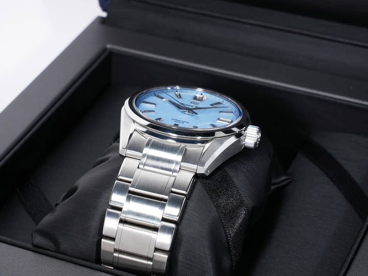 Grand Seiko Evolution 9 Collection AJHH Special Limited Edition Ref. SLGA017 Stainless Steel Snowflake Blue Dial Excellent Used Condition iohvkytx