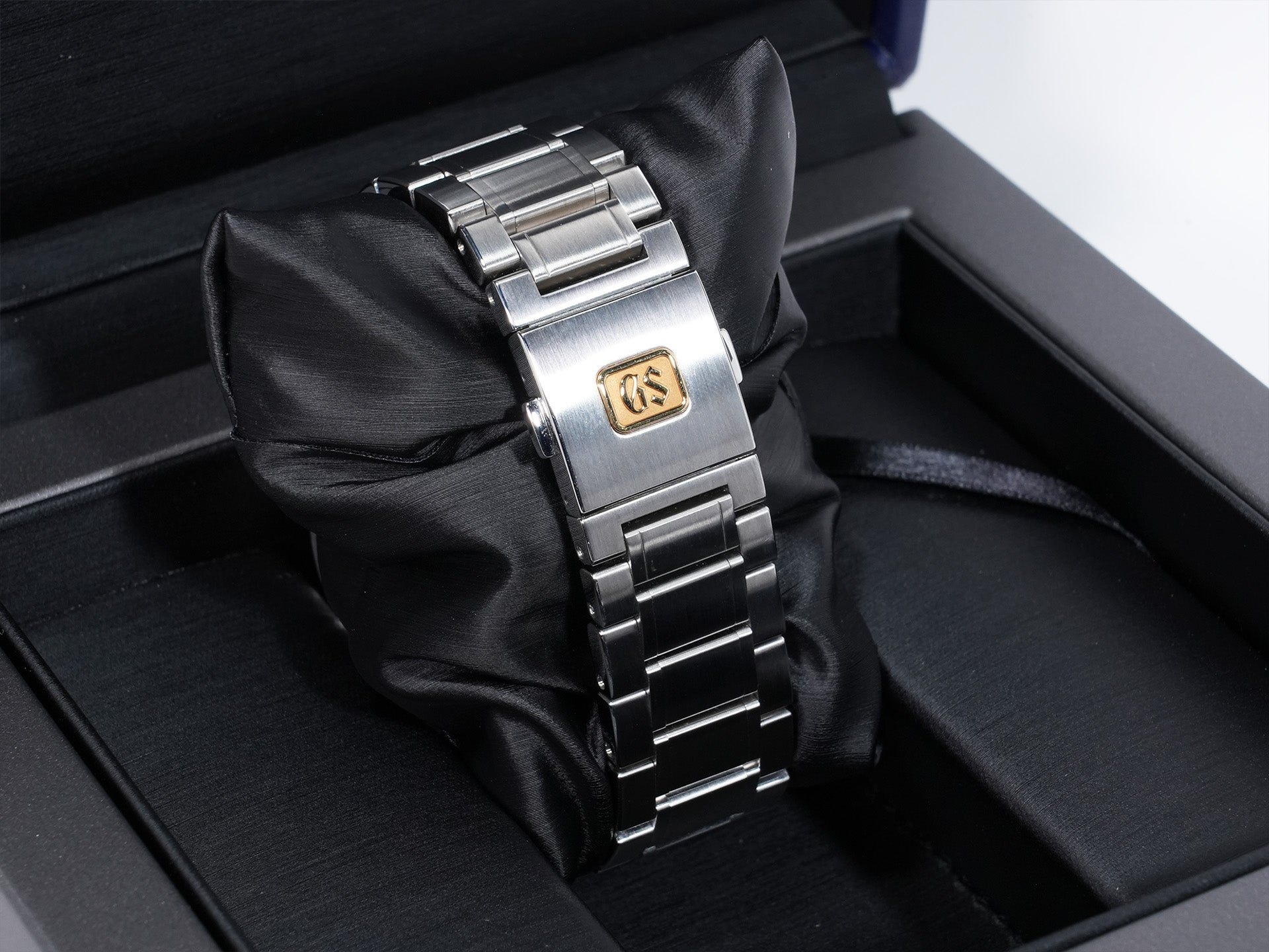 Grand Seiko Evolution 9 Collection AJHH Special Limited Edition Ref. SLGA017 Stainless Steel Snowflake Blue Dial Excellent Used Condition iohvkytx