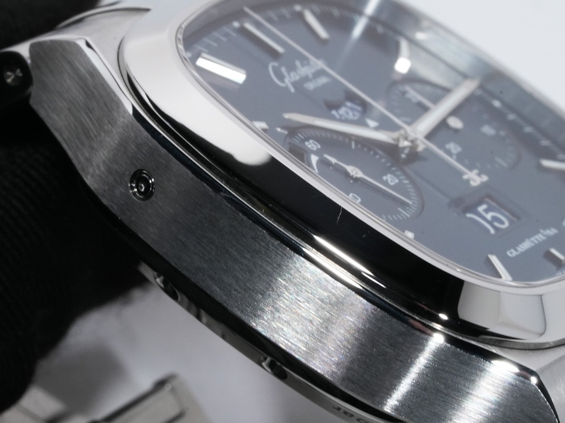 Glashütte Original Seventies Chronograph Panorama Date Ref. 1-37-02-08-02-70 Stainless Steel Blue Dial Unused 5r4fn62h