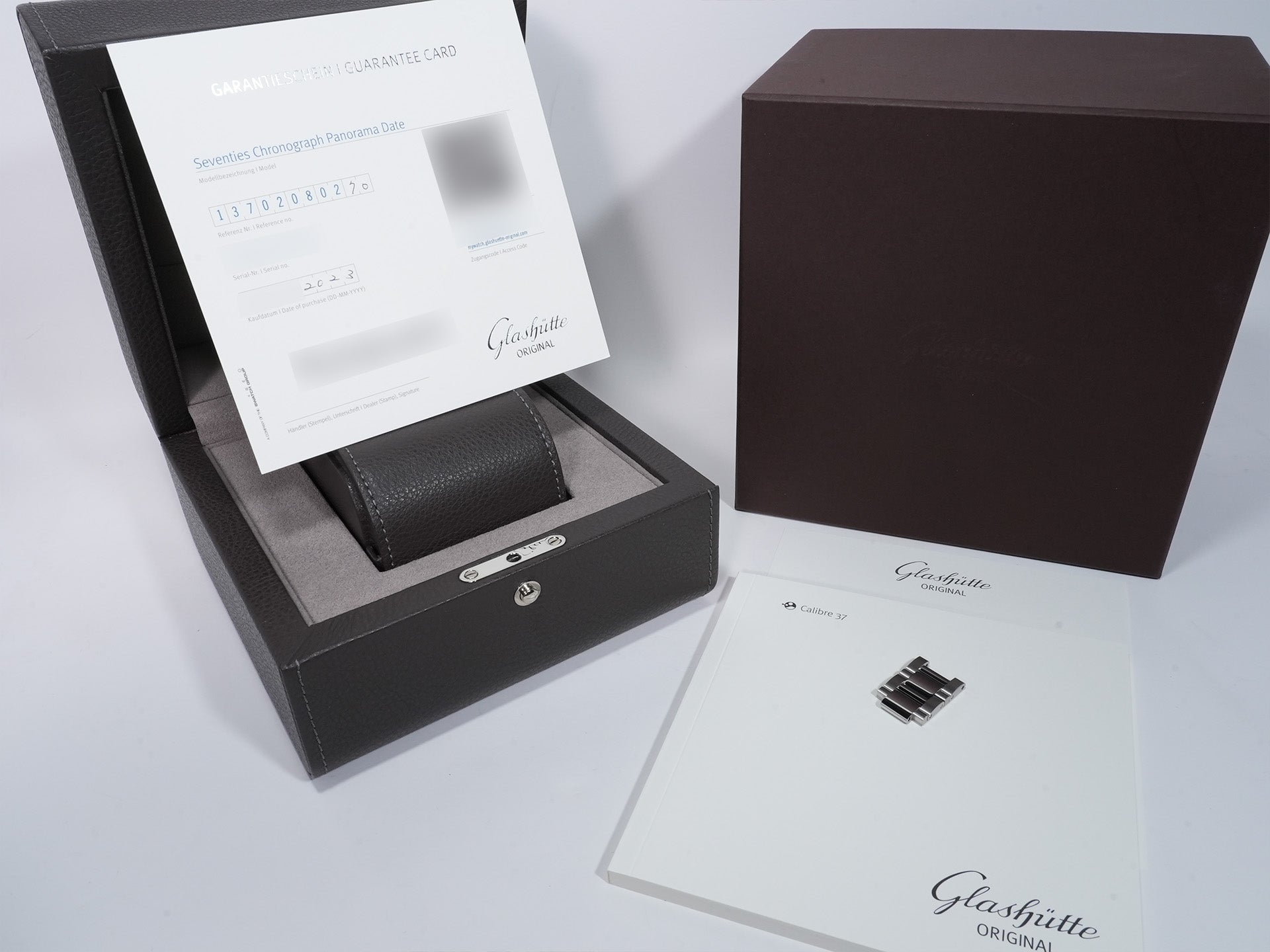 Glashütte Original Seventies Chronograph Panorama Date Ref. 1-37-02-08-02-70 Stainless Steel Blue Dial Unused 5r4fn62h