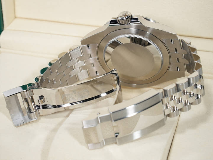 Rolex GMT-Master II Ref.126710GRNR Stainless Steel Black Dial Jubilee Bracelet Unused tzb7m7e9