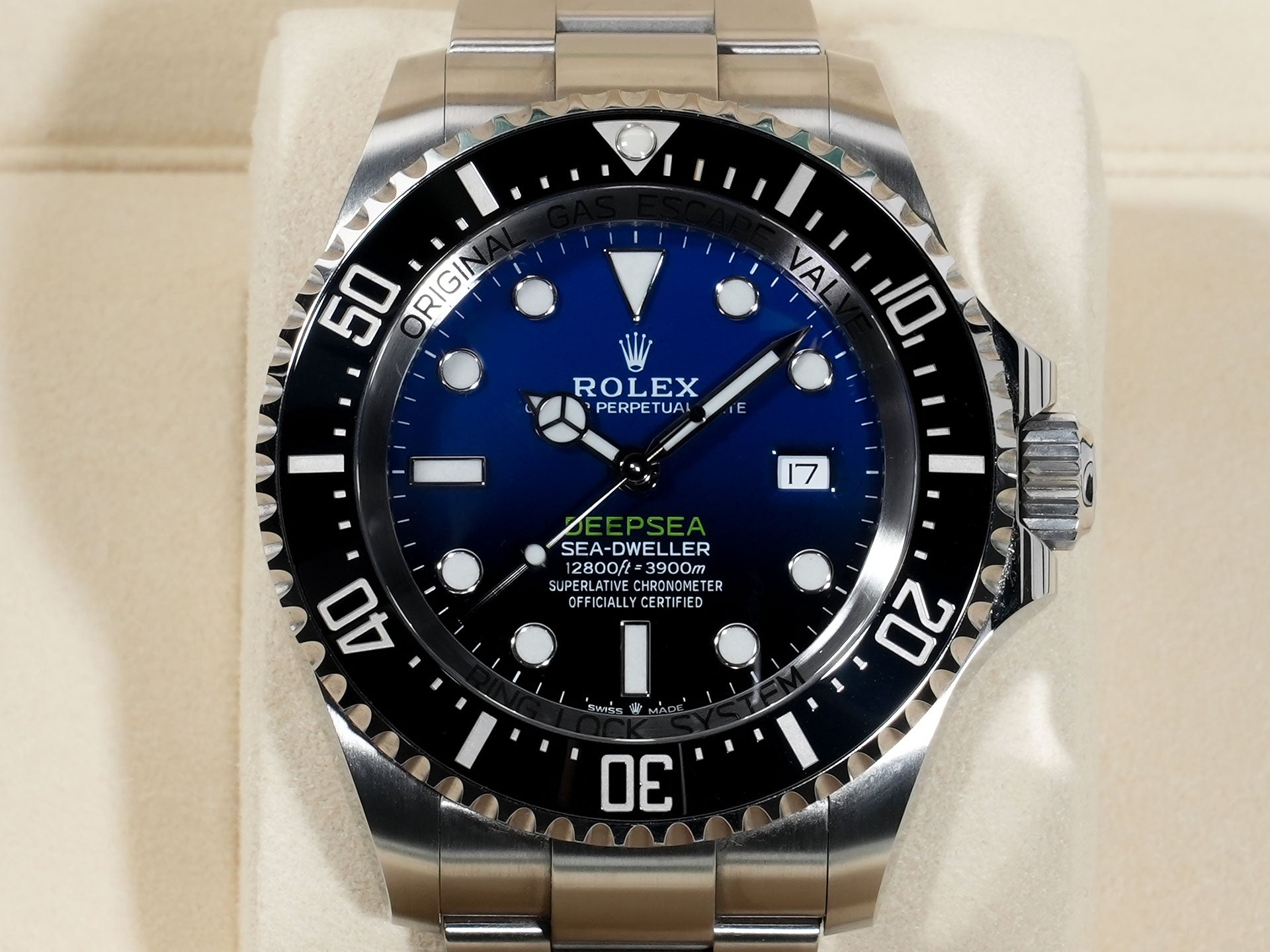 ロレックス シードゥエラー ディープシー Ref.126660 ステンレススチール D-BLUE文字盤 中古 zybodtz9