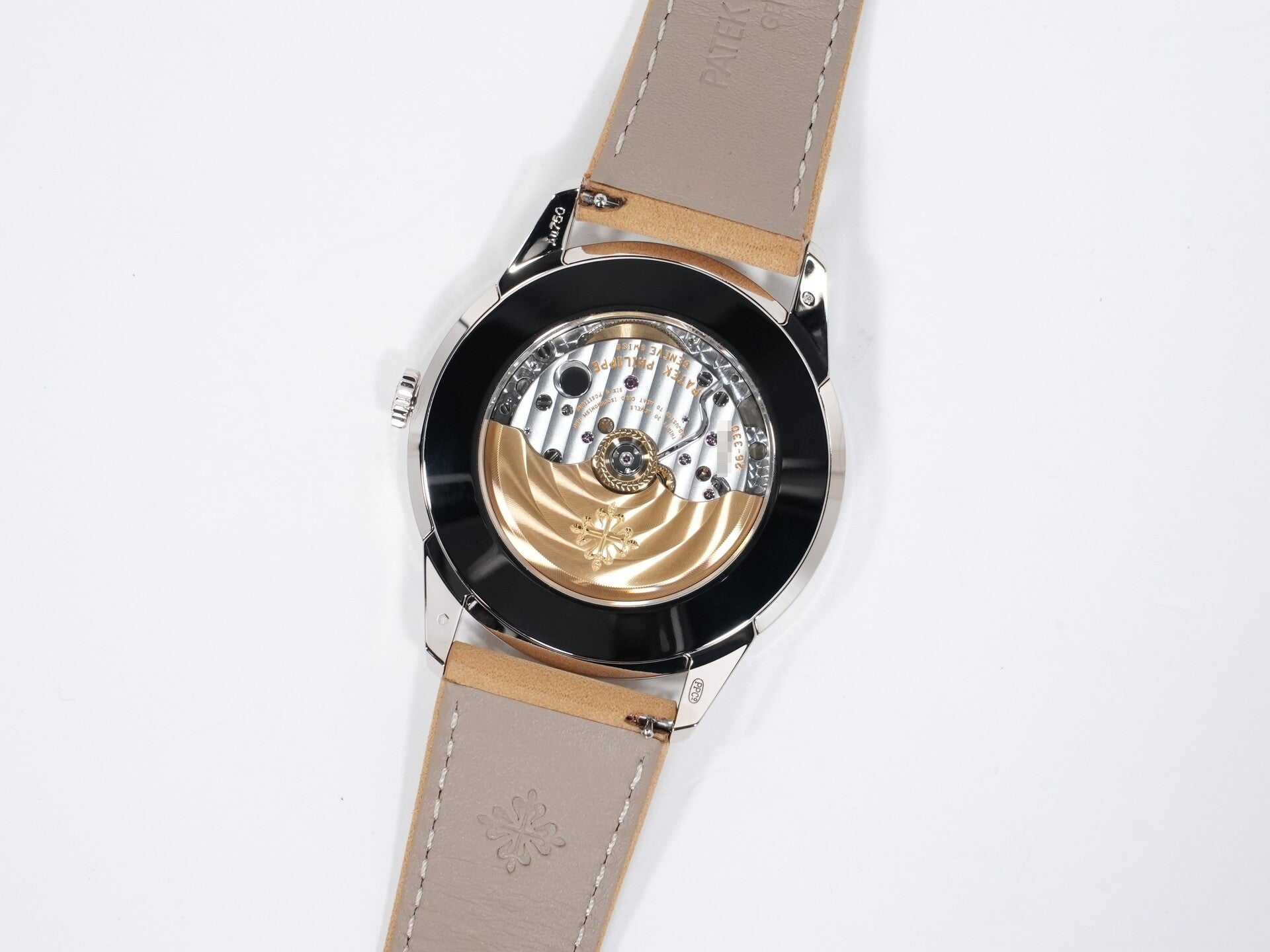 Patek Philippe Calatrava Ref. 5226G-001 White Gold Black Gradated Textured Lacquered Anthracite Dial Unused ntrr5sx6