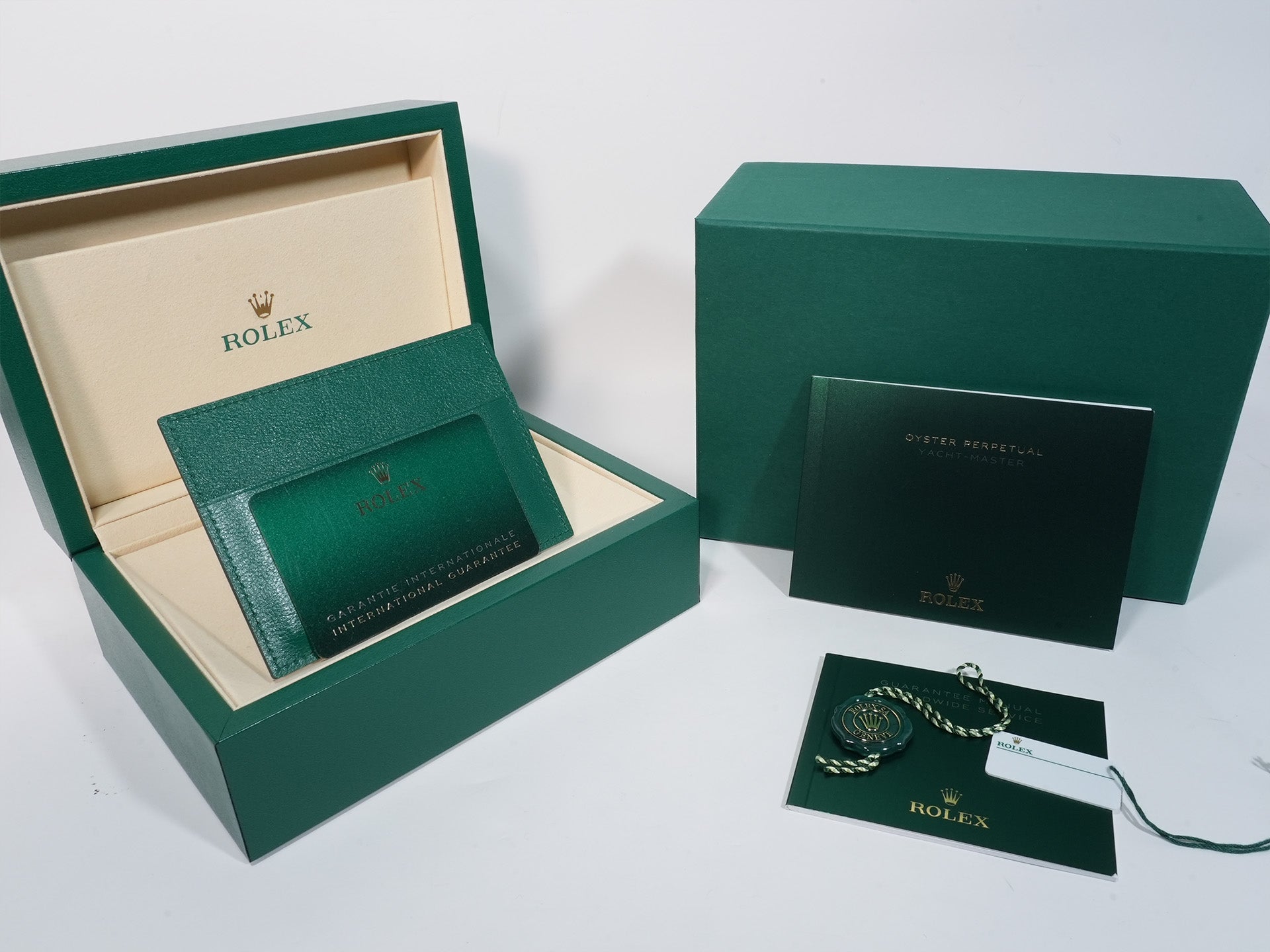 Rolex Yacht-Master 42 Ref. 226627 RLX Titanium Black Dial Unused tkmiks8i