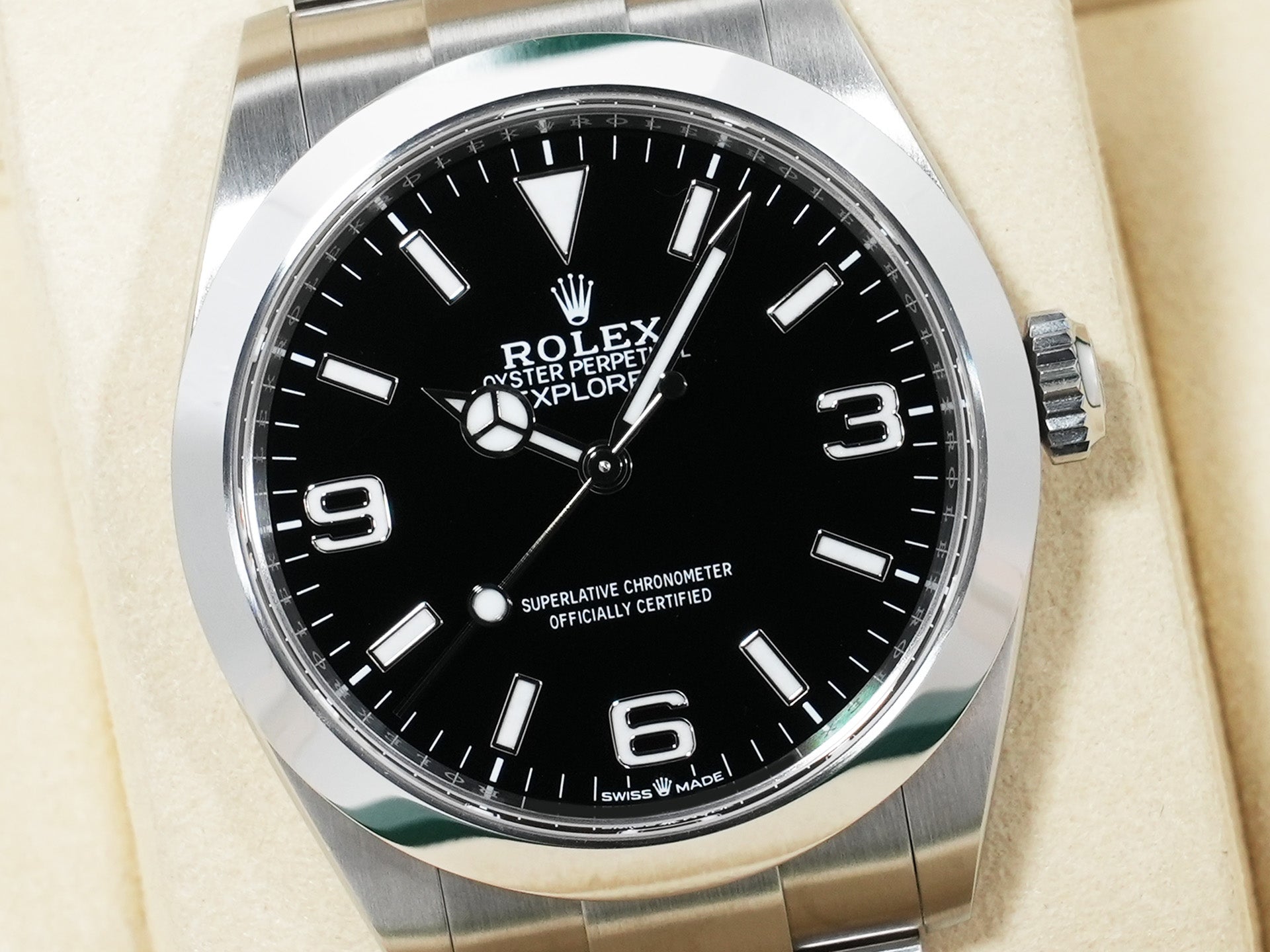 ROLEX Explorer 40 Ref. 224270 Stainless Steel Black Dial Oyster Bracelet Excellent Used Condition 4jgpjr9e