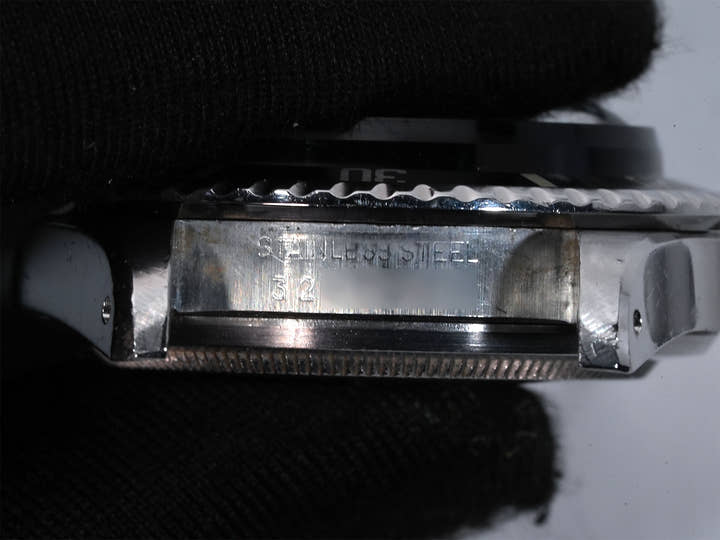 ロレックス サブマリーナー デイト Ref.1680 ステンレススチール ブラック文字盤 中古 mgt8gjge
