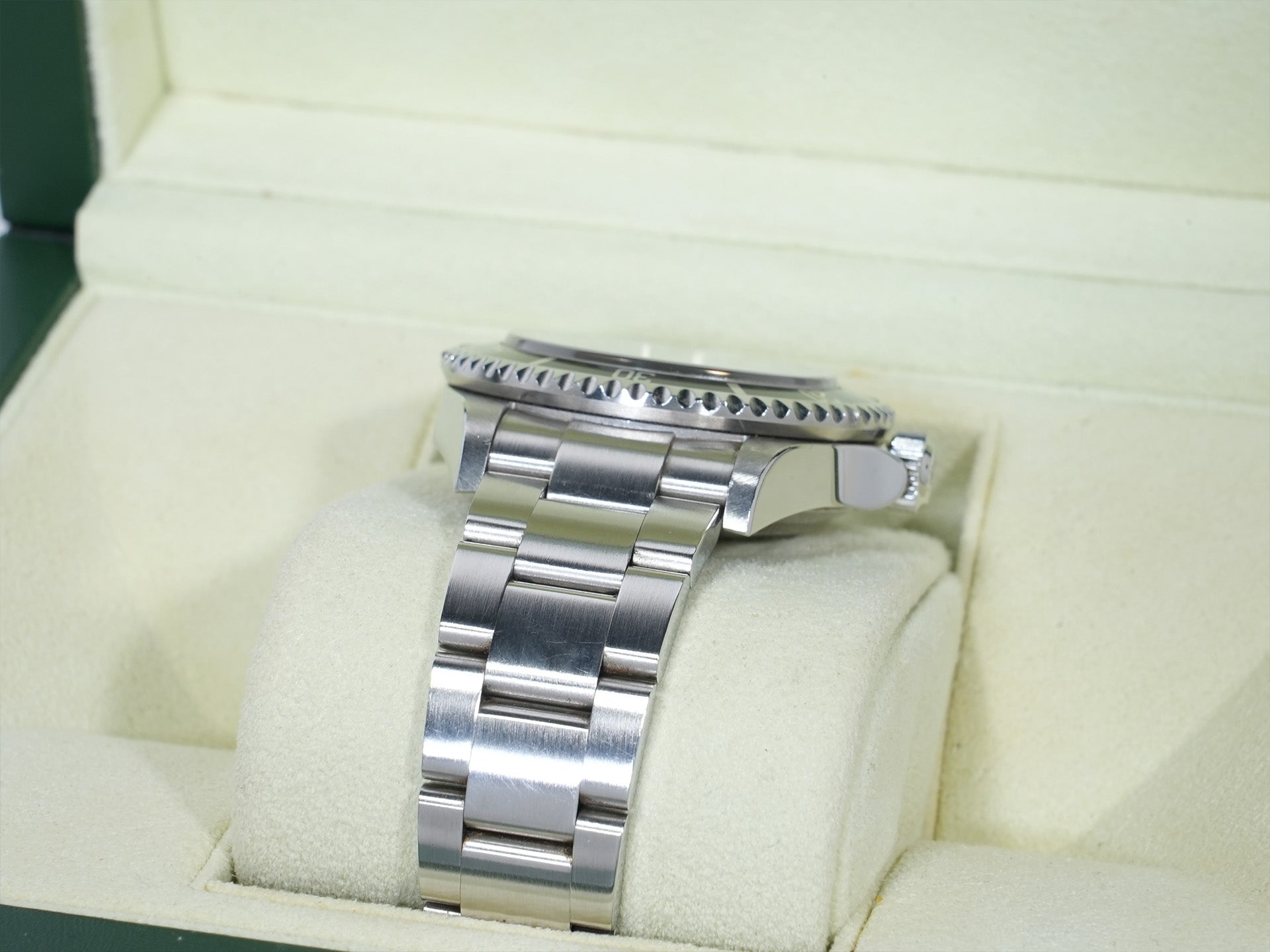 ロレックス シードゥエラー Ref.16600 ステンレススチール ブラック文字盤 中古 yppczpnk