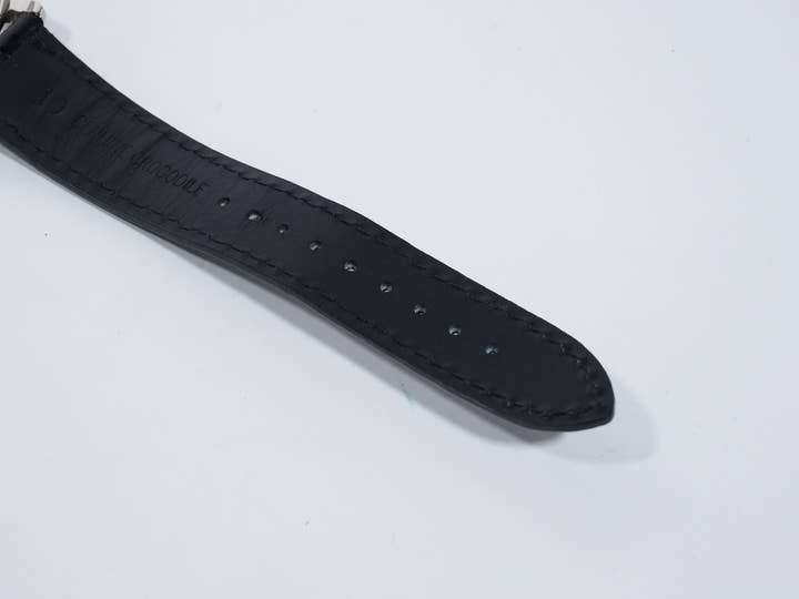 Patek Philippe Calatrava Ref. 5026G-001 White Gold Black Dial Used t5mcdi7q