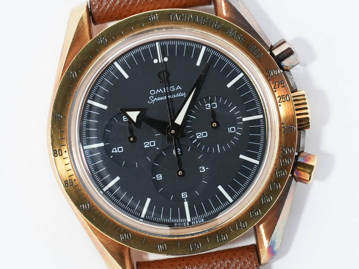 オメガ スピードマスター Ref.3693.50 イエローゴールド ブラック文字盤 中古 39zfyz9a