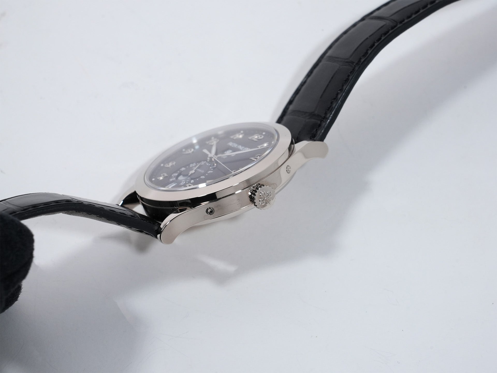 パテックフィリップ アニュアルカレンダー ムーンフェイズ TIFFANY＆CO. Ref.5396G-012 ホワイトゴールド ブラック文字盤 美中古 9jovmryy