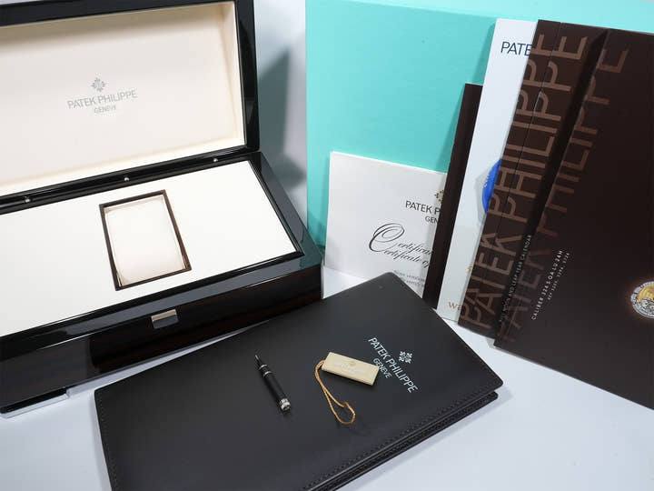 パテックフィリップ アニュアルカレンダー ムーンフェイズ TIFFANY＆CO. Ref.5396G-012 ホワイトゴールド ブラック文字盤 美中古 9jovmryy