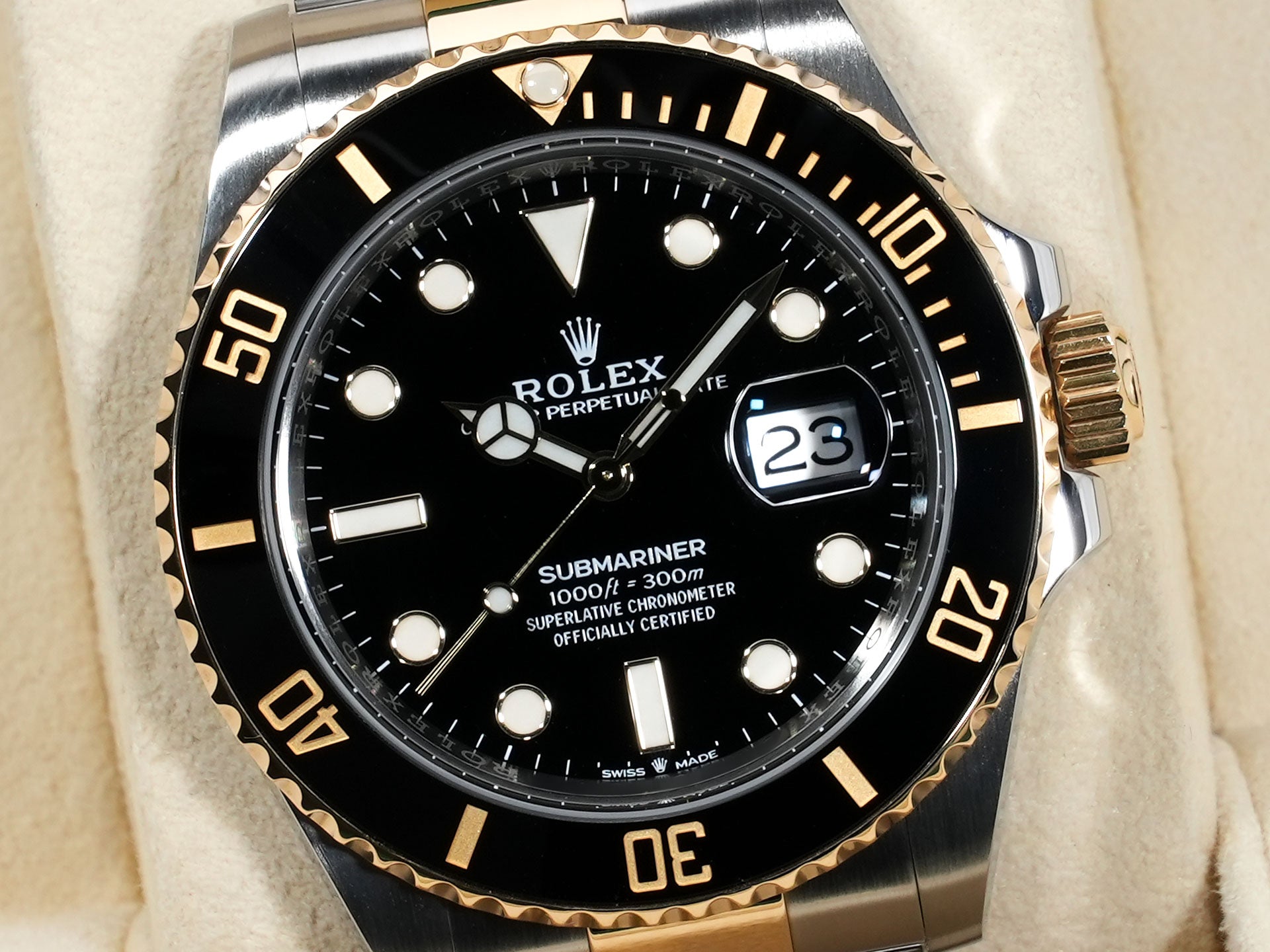ロレックス サブマリーナー デイト Ref.126613LN ステンレススチール/イエローゴールド ブラック文字盤 美中古 ebj6k735