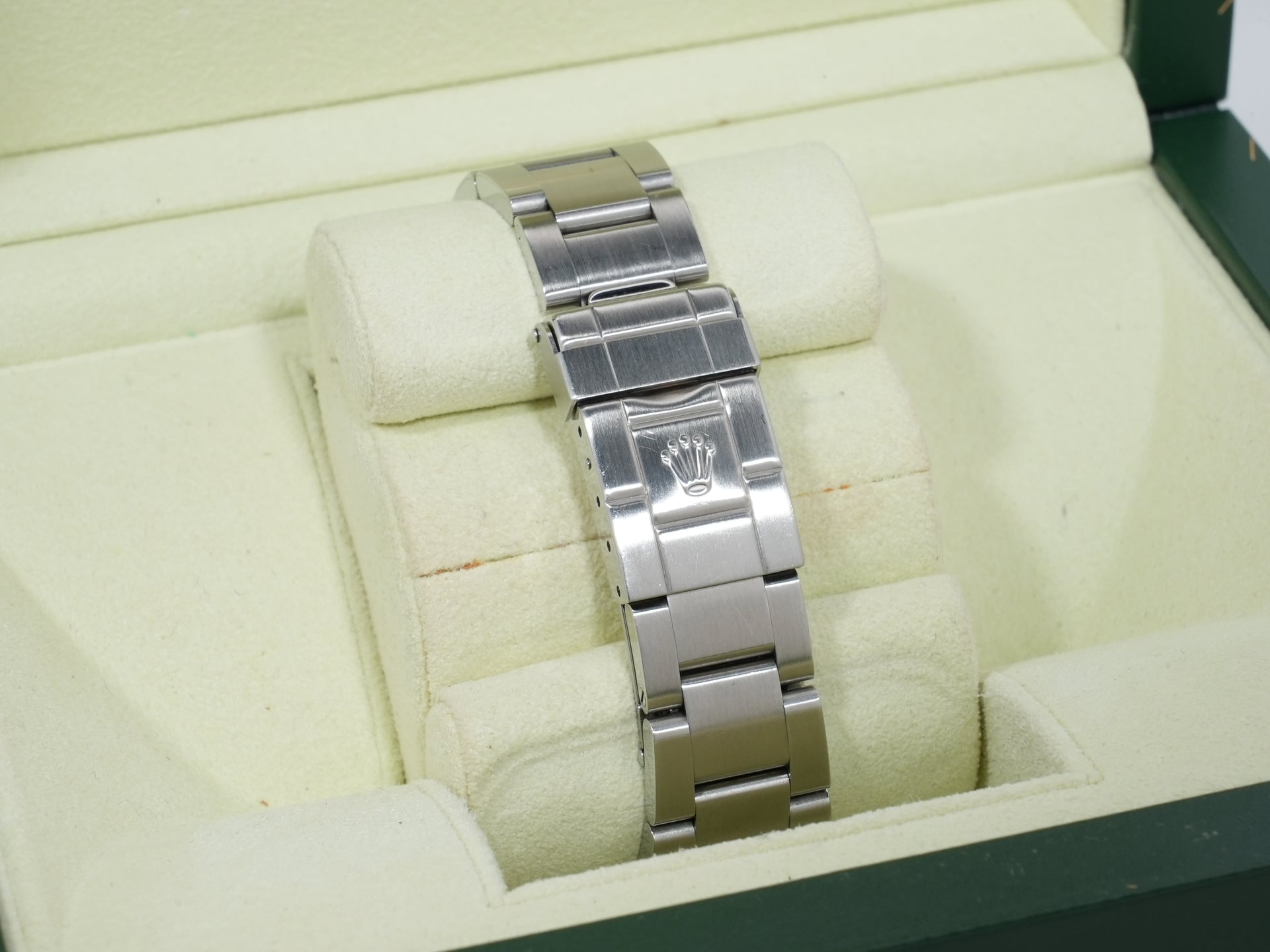 ロレックス エクスプローラーII Ref.16570 ステンレススチール ブラック文字盤 オイスターブレスレット 中古 2vvne9q7