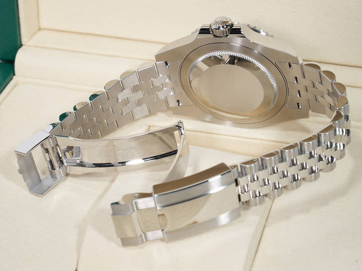 Rolex GMT-Master II Ref. 126710GRNR Stainless Steel Black Dial Jubilee Bracelet Unused jt2gd39o