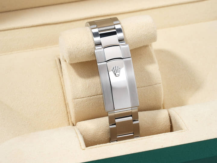 ロレックス ミルガウス Ref.116400 ステンレススチール ホワイト文字盤 中古 dgkwfyqy
