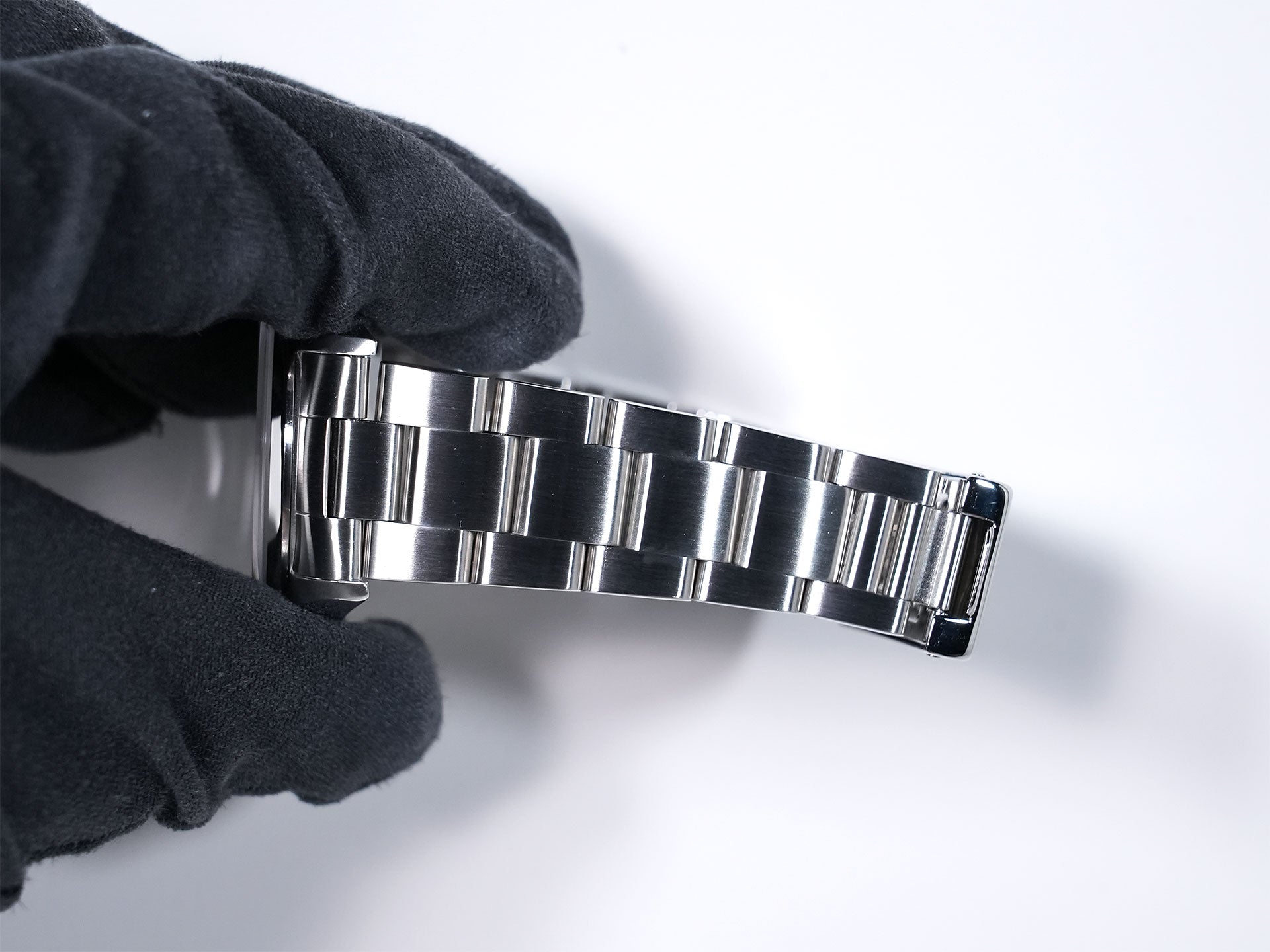 Rolex Explorer I Ref. 14270 Stainless Steel Black Dial Oyster Bracelet Used j7e8uei9