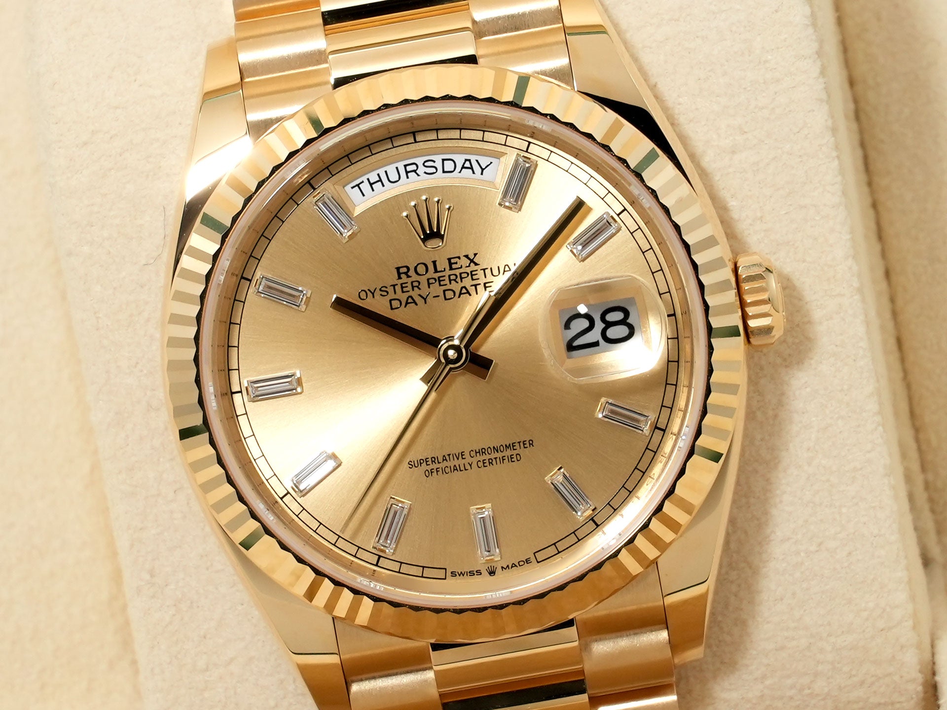 Rolex Day-Date 36 Ref. 128238A Yellow Gold Champagne Dial Near Mint keexwhjc