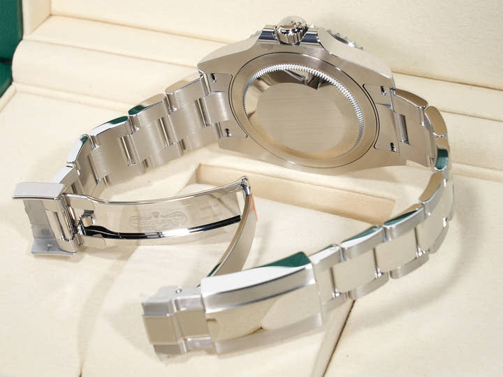 Rolex GMT-Master II Ref. 126710GRNR Stainless Steel Black Dial Oyster Bracelet Unused xbomgyxi