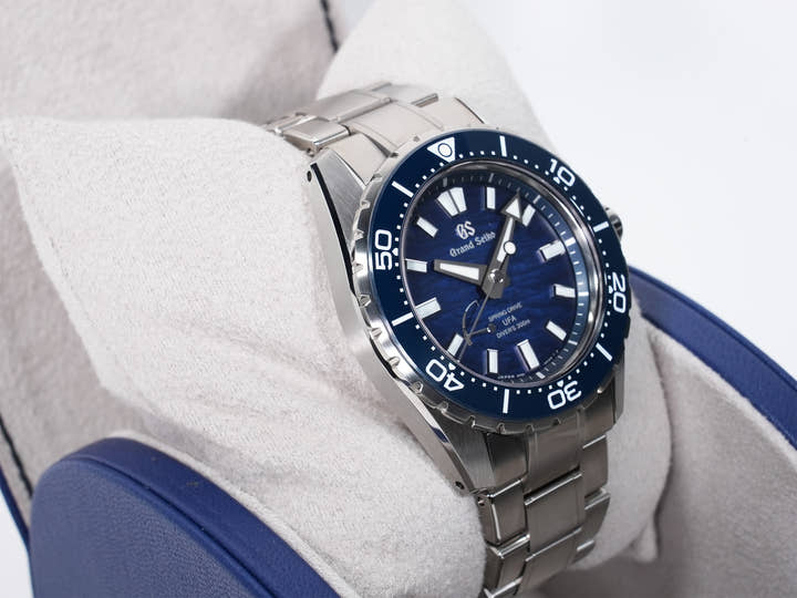 Grand Seiko Spring Drive U.F.A. Ushio 300 Diver Ref. SLGB023 Bright Titanium Blue Dial Unused mhrf8skp