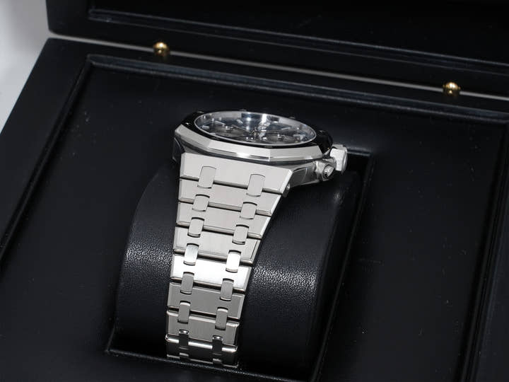 Audemars Piguet Royal Oak Chronograph Ref.26331ST.OO.1220ST.01 Stainless Steel Blue Dial Excellent Condition wxeq6ynq