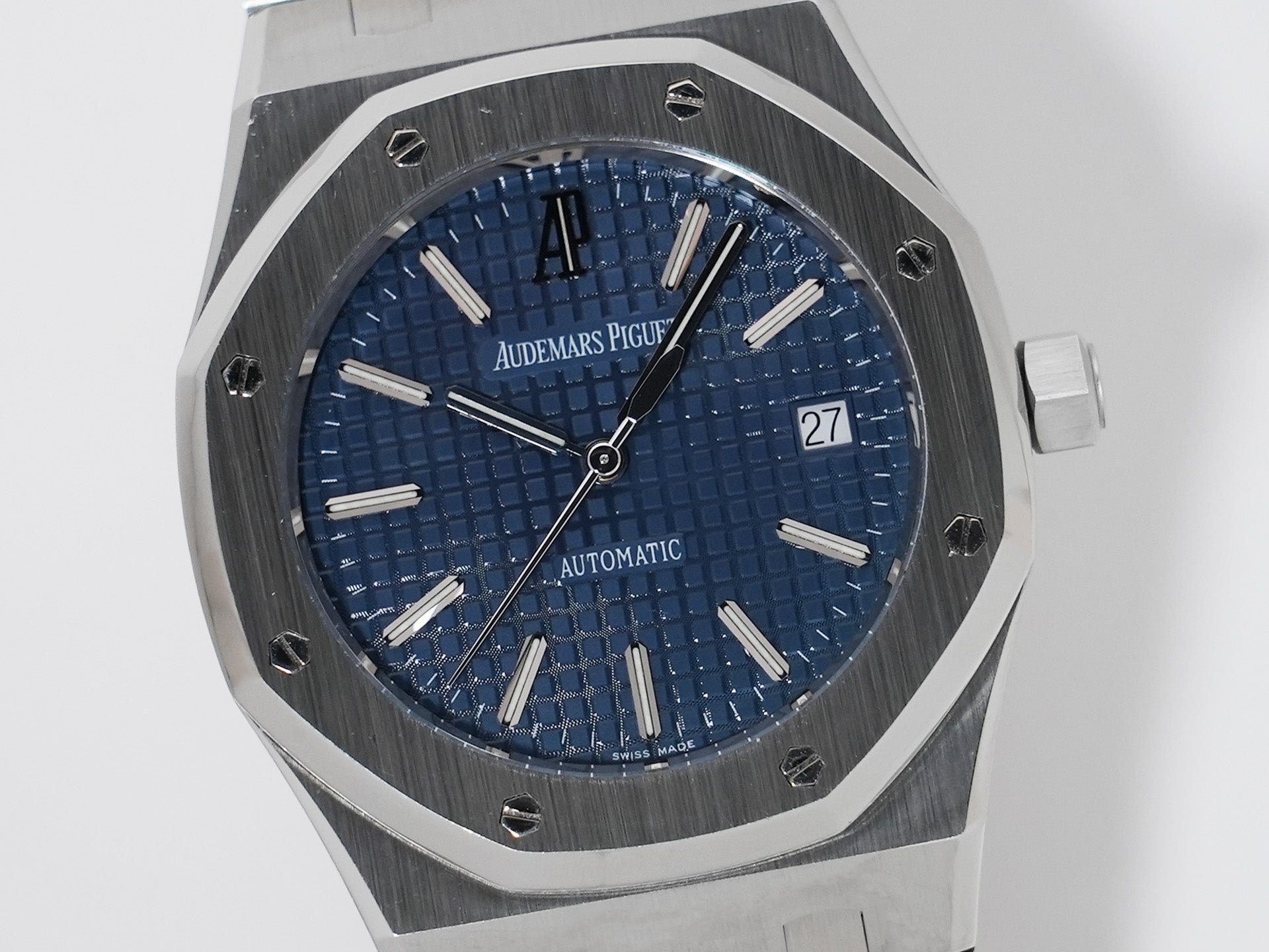 Audemars Piguet Royal Oak Ref.15300ST.OO.1220ST.02 Stainless Steel Blue Dial Excellent Condition 874aofid