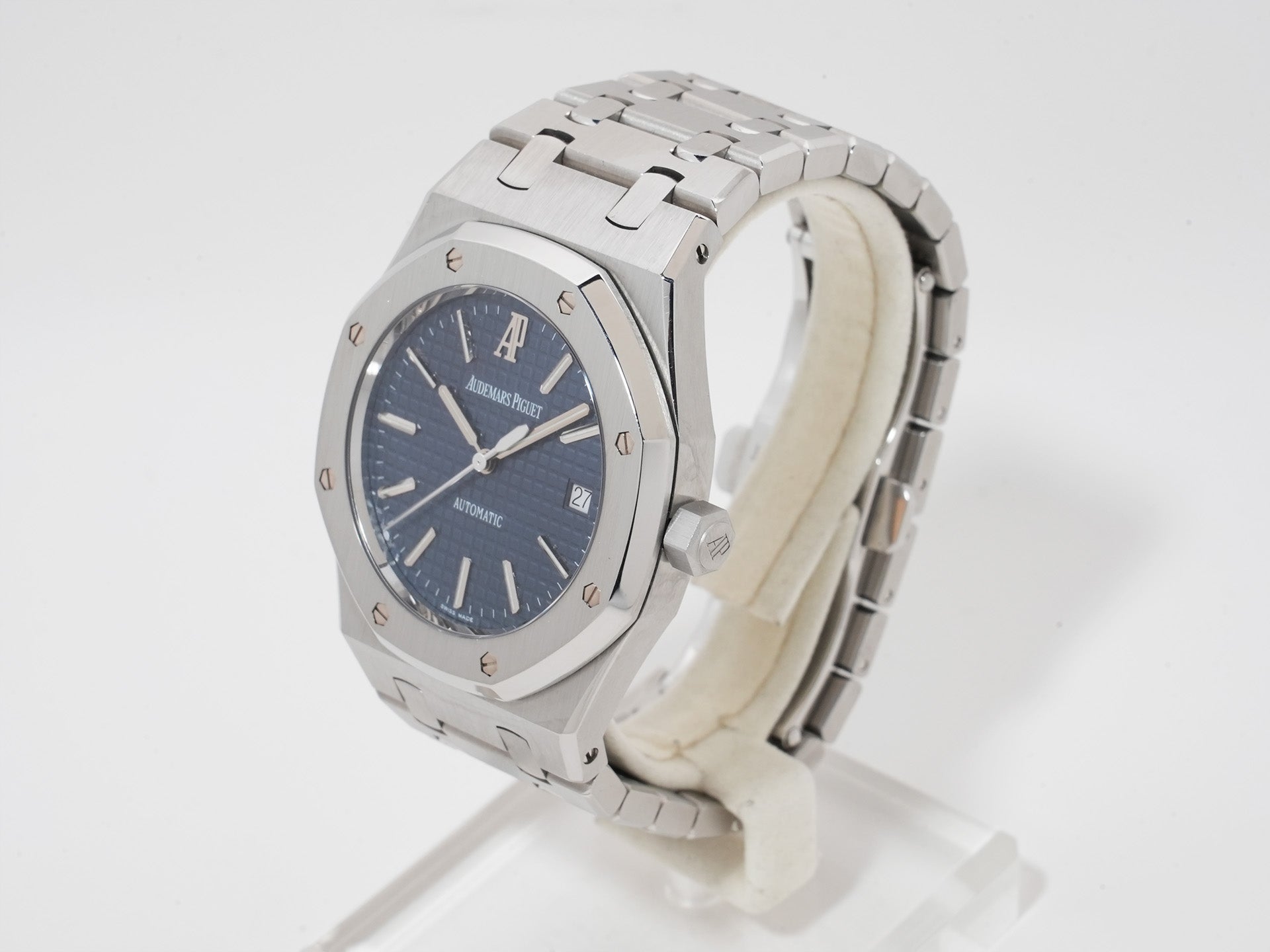Audemars Piguet Royal Oak Ref.15300ST.OO.1220ST.02 Stainless Steel Blue Dial Excellent Condition 874aofid