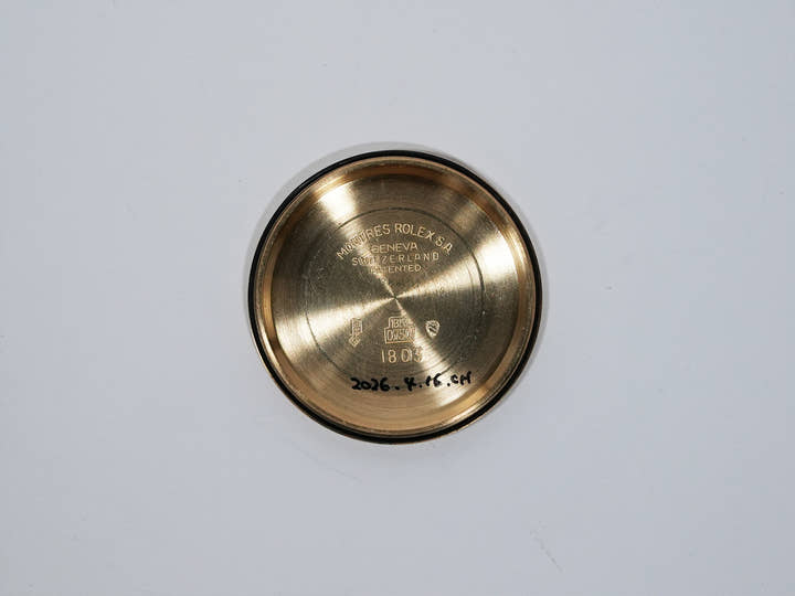 Rolex Day-Date Ref.1802/8 Yellow Gold Champagne Dial Pre-Owned i9swx4w9