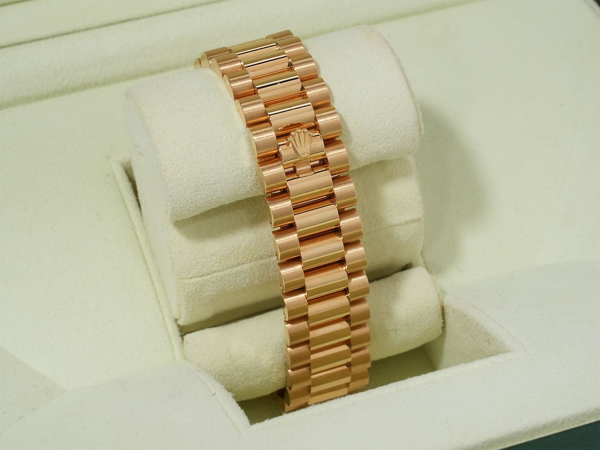 Rolex Day-Date 36 Ref. 118238A Yellow Gold Rubellite Dial Used 9ajwjrhf
