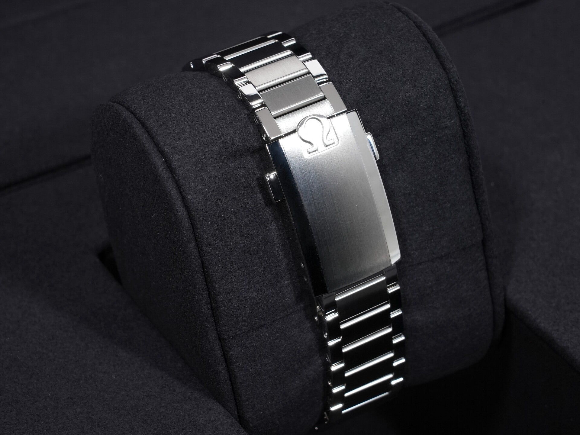 Omega Speedmaster Calibre 321 Chronograph 39.7MM Ref.311.30.40.30.01.001 Stainless Steel Black Dial Unused zq32g6i7