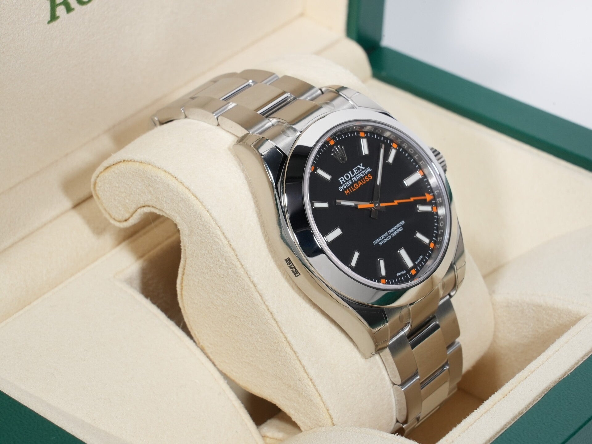 Rolex Milgauss Ref. 116400 Stainless Steel Black Dial Unused i7zv322q