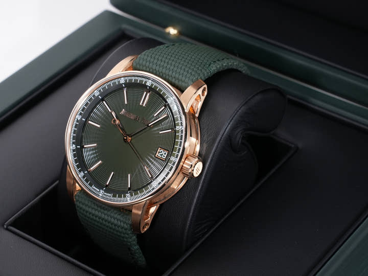Audemars Piguet CODE 11.59 by Audemars Piguet Ref.15210OR.OO.A056KB.01 Pink Gold Green Dial Excellent Condition h8n5qnre