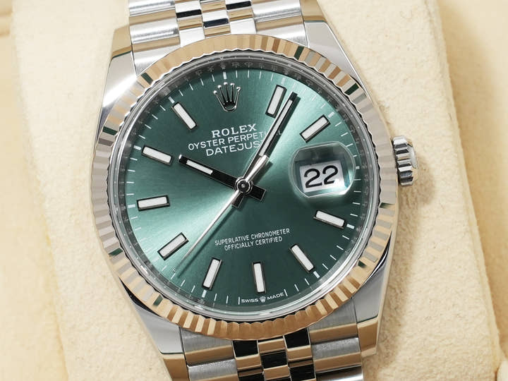 Rolex Datejust 36 Ref. 126234 Stainless Steel/White Gold Mint Green Dial Jubilee Bracelet Excellent Used Condition twbaah6n