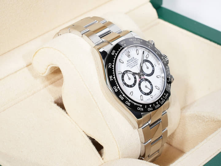 ROLEX Daytona Ref. 116500LN Stainless Steel White Dial Excellent Used Condition d2ne8yfq