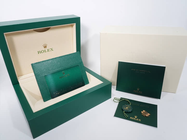 Rolex Day-Date 36 Ref. 128238A Yellow Gold Green Ombre Dial Pre-Owned c4e2867z