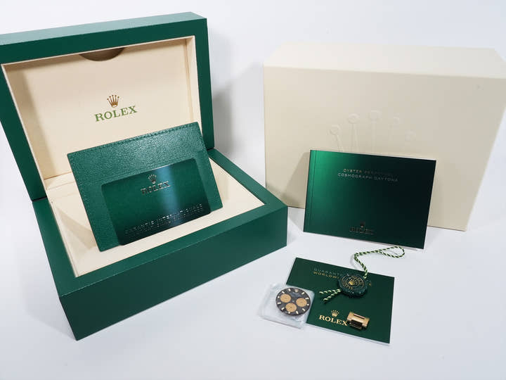 ROLEX Daytona Ref. 116508 Yellow Gold Black Dial Used 2t7i4uyk