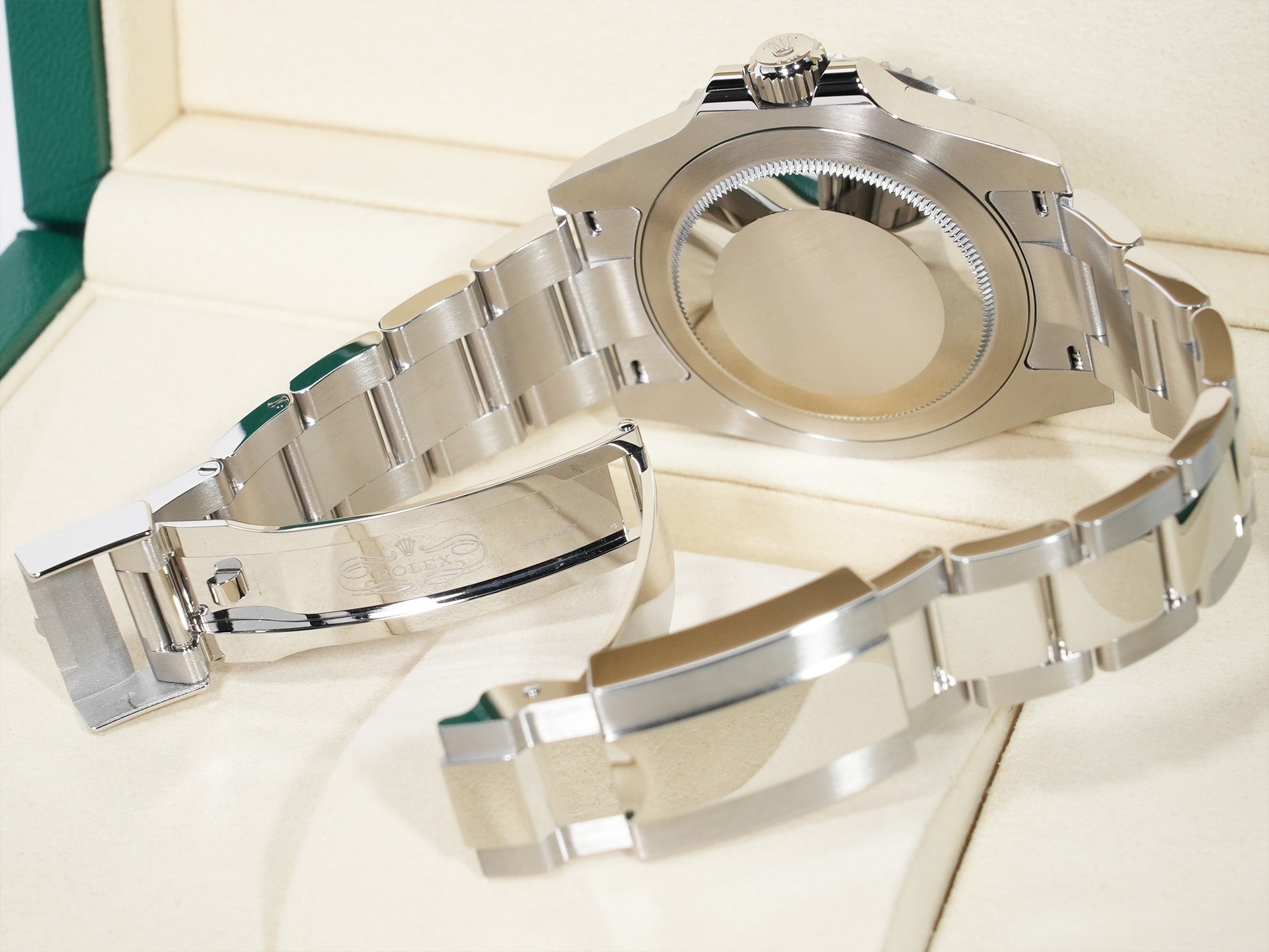Rolex GMT-Master II Ref. 126710GRNR Stainless Steel Black Dial Oyster Bracelet Unused i58ghb6y