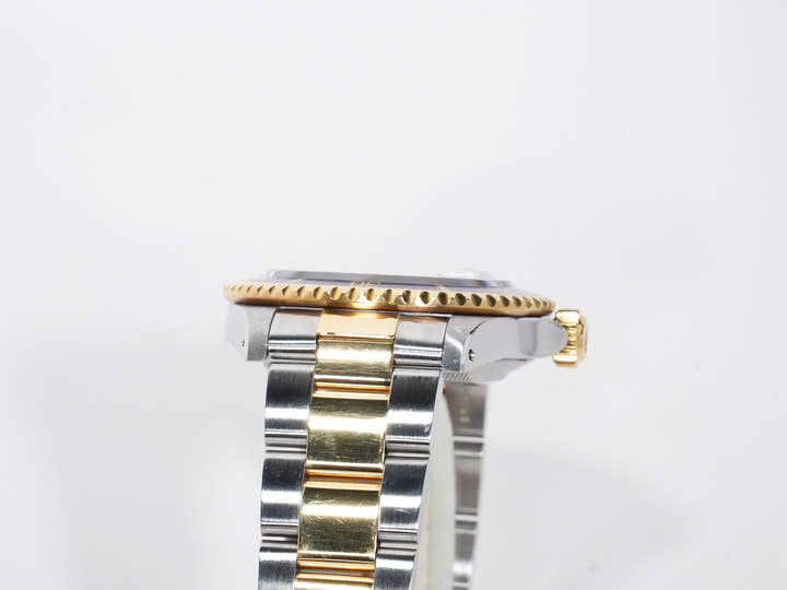 Rolex Submariner Date Ref. 16613 Stainless Steel/Yellow Gold Blue Dial Used do8f2gsx