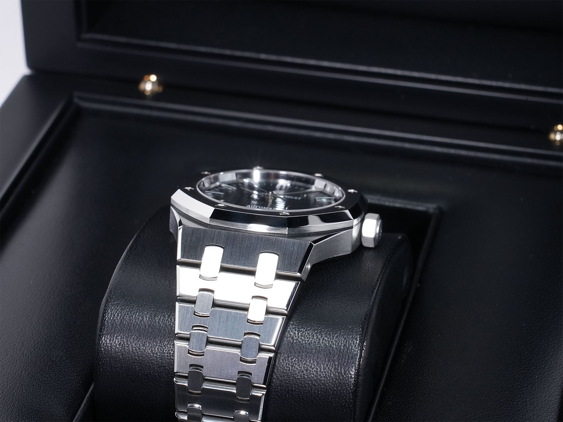Audemars Piguet Royal Oak Ref.15450ST.OO.1256ST.03 Stainless Steel Blue Dial Excellent Condition cc8coxje