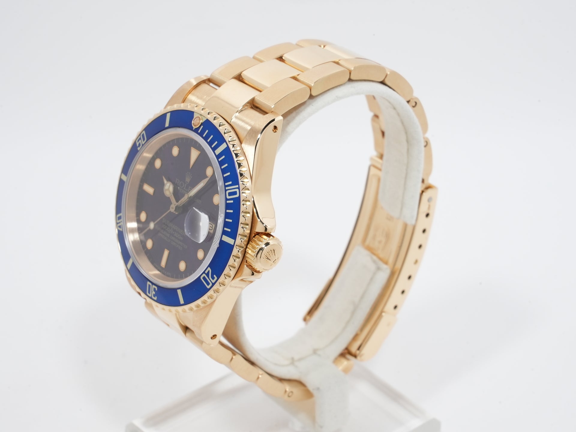 Rolex Submariner Date Ref. 16808 Yellow Gold Blue Dial Pre-owned swcopyzn