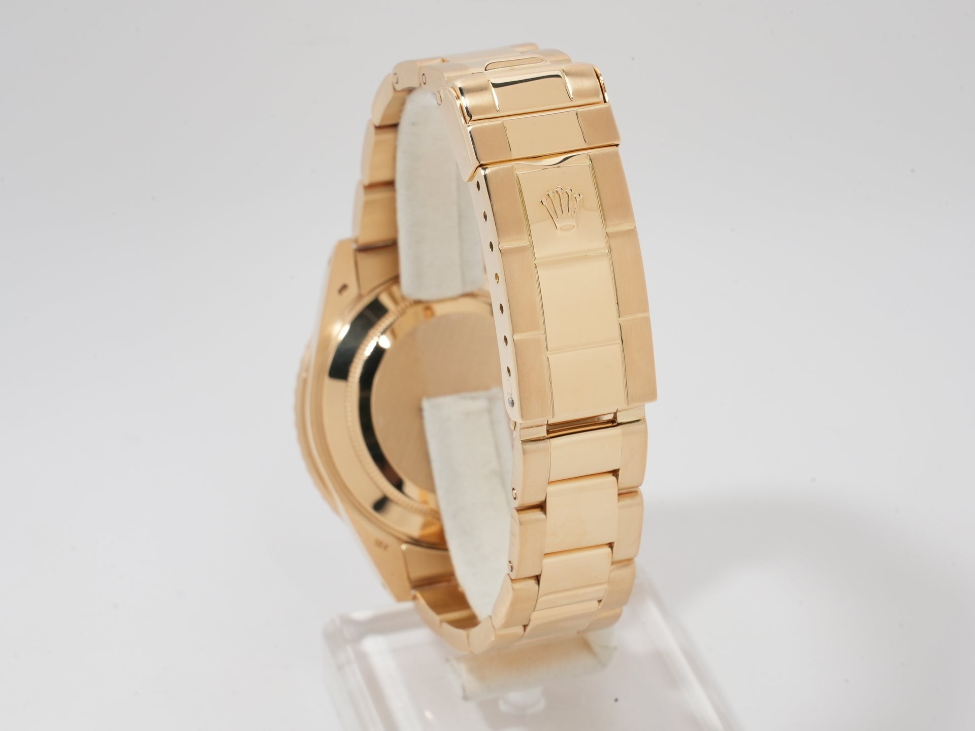 Rolex Submariner Date Ref. 16808 Yellow Gold Blue Dial Pre-owned swcopyzn