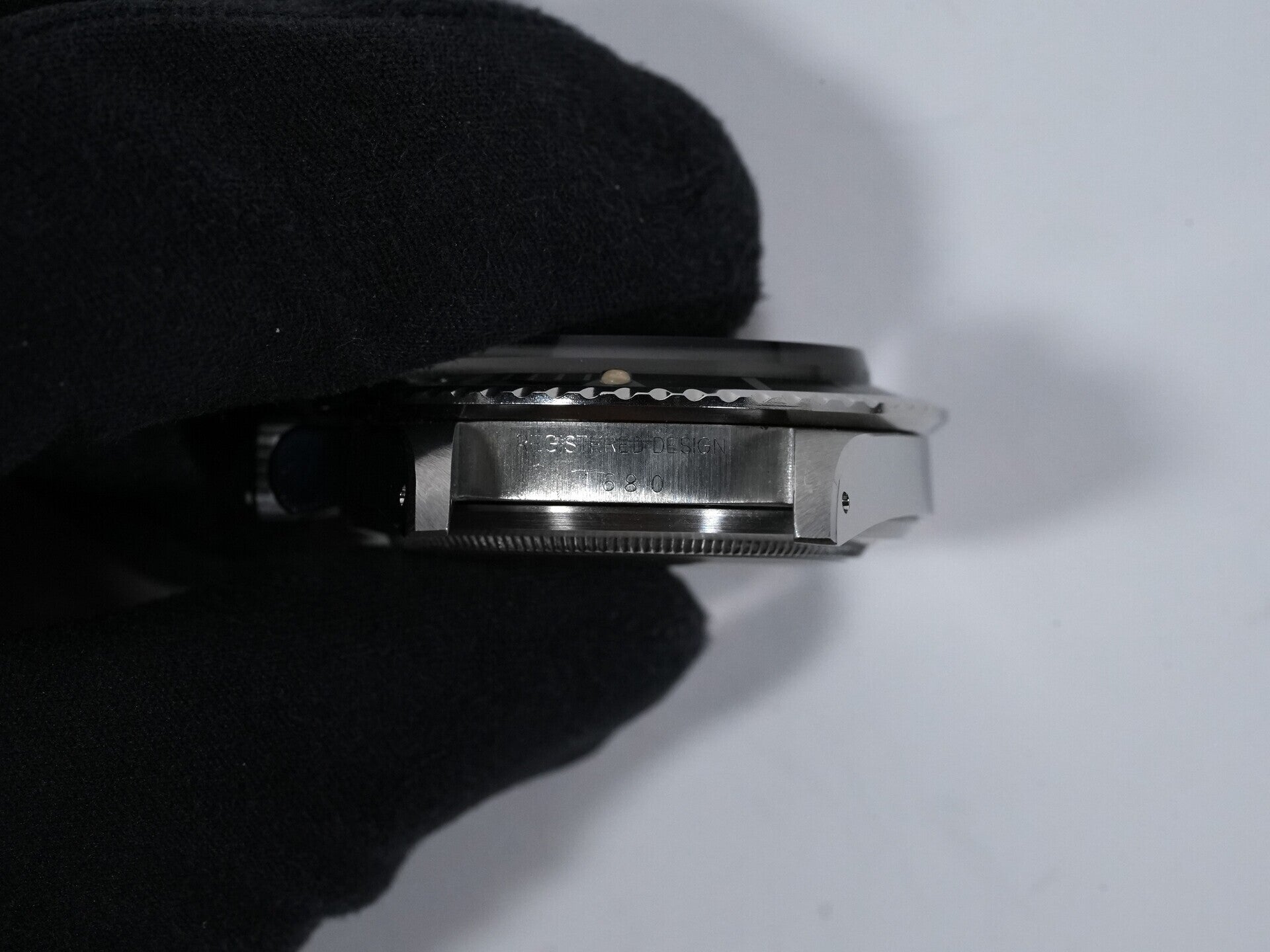 Rolex Submariner Date Ref.1680 Stainless Steel Black Dial Used 98fburjt