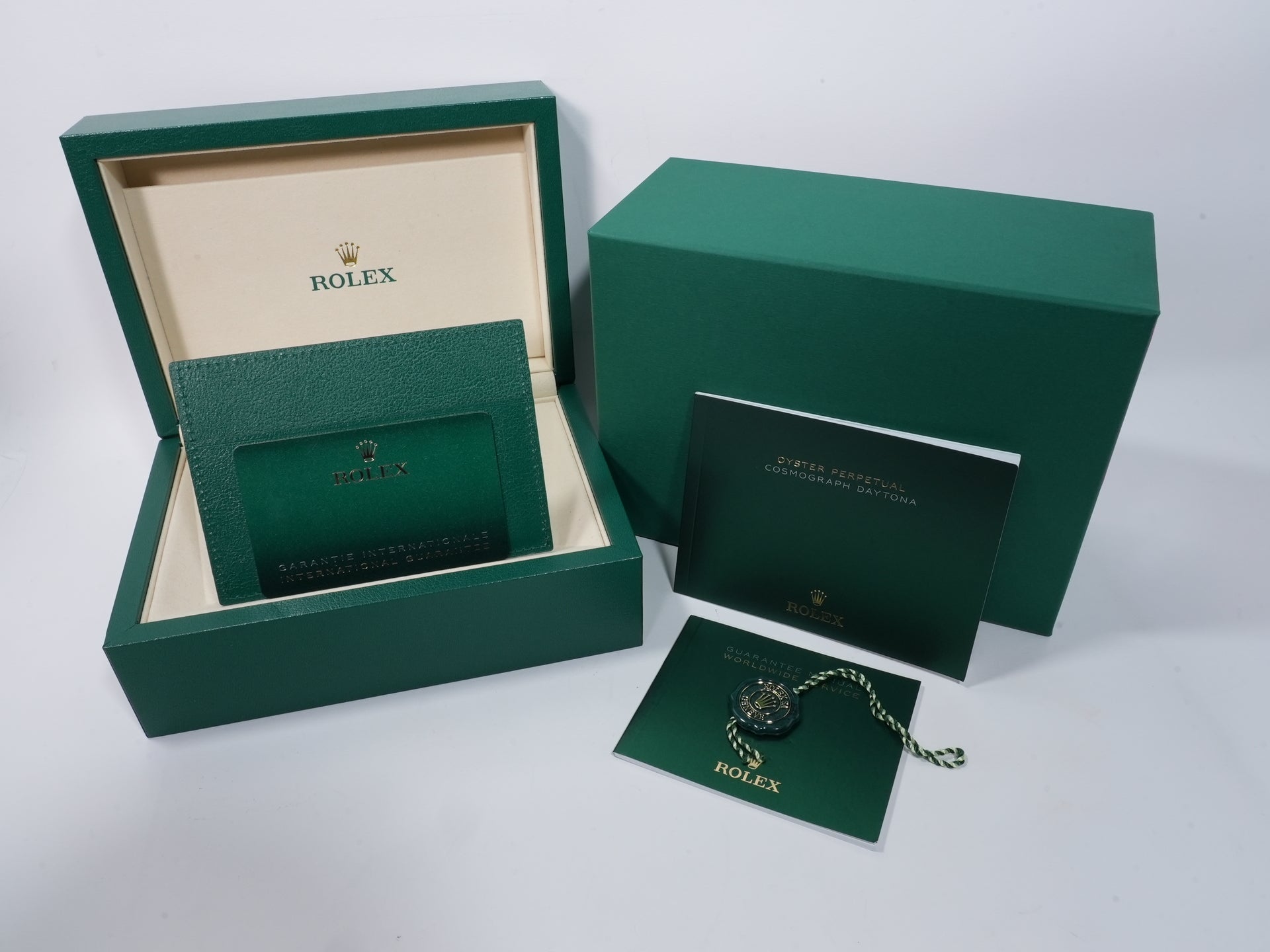 ROLEX Daytona Ref.126500LN Stainless Steel White Dial Excellent Condition av8j9c5o