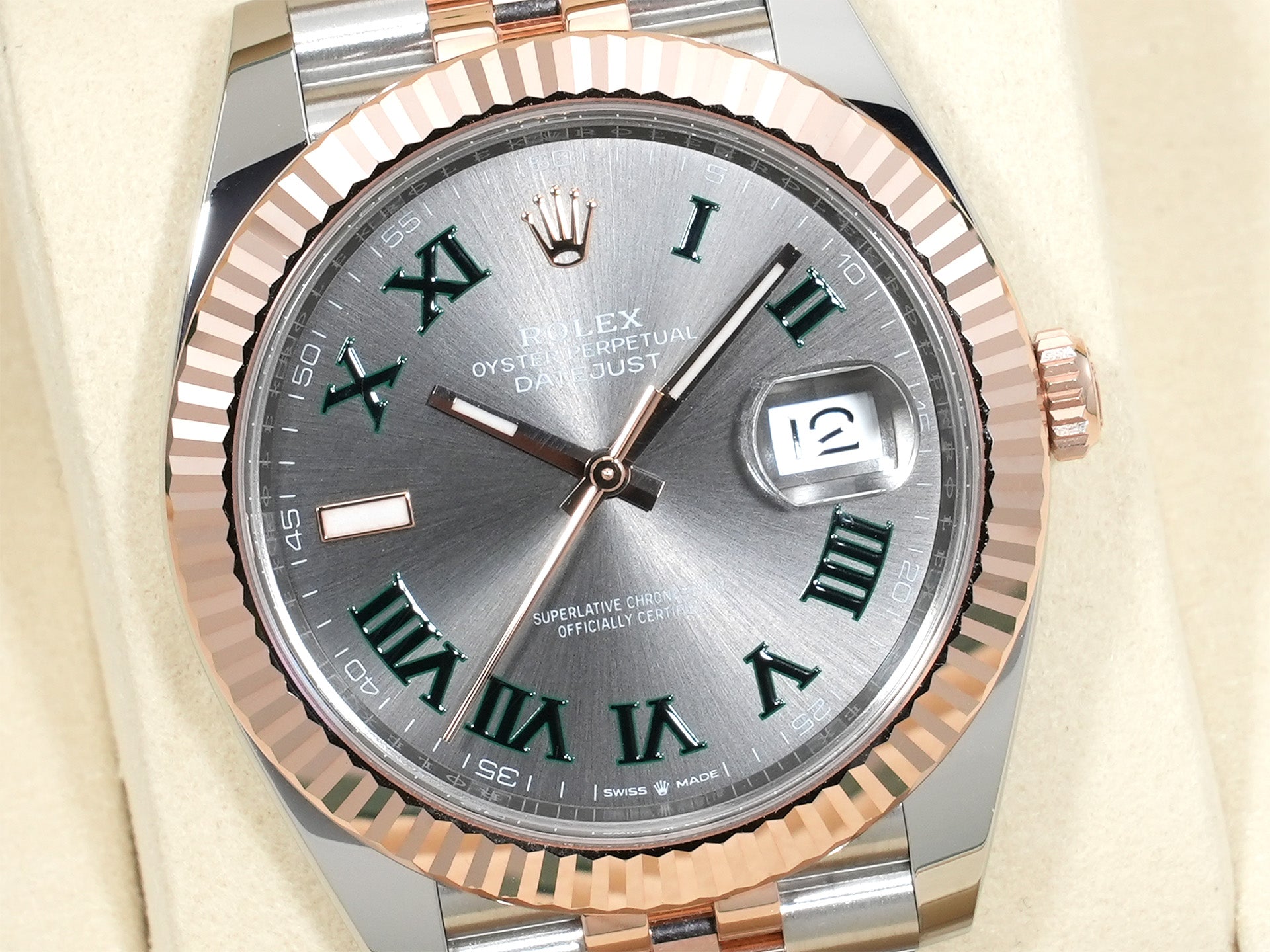 Rolex Datejust 41 Ref. 126331 Stainless Steel/Everose Gold Slate Roman Dial Jubilee Bracelet Used fhujomwu