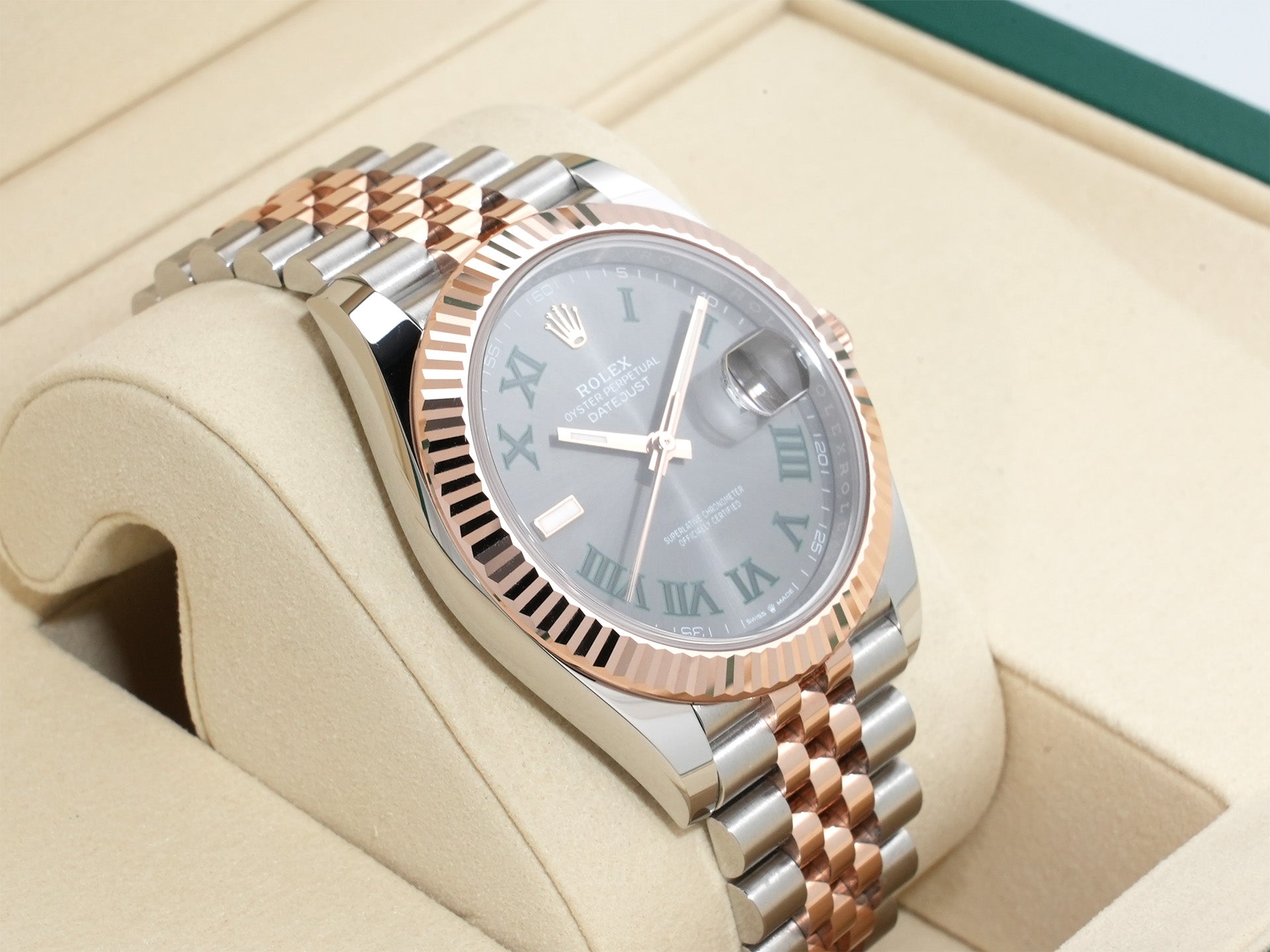 Rolex Datejust 41 Ref. 126331 Stainless Steel/Everose Gold Slate Roman Dial Jubilee Bracelet Used fhujomwu