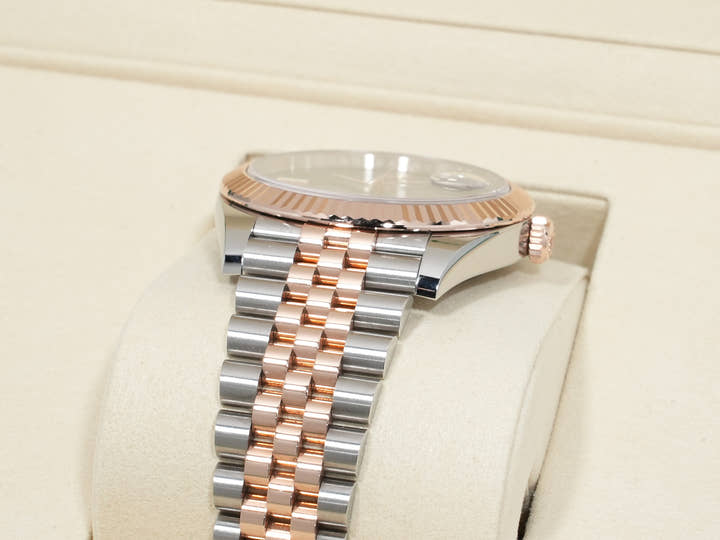 Rolex Datejust 41 Ref. 126331 Stainless Steel/Everose Gold Slate Roman Dial Jubilee Bracelet Used fhujomwu