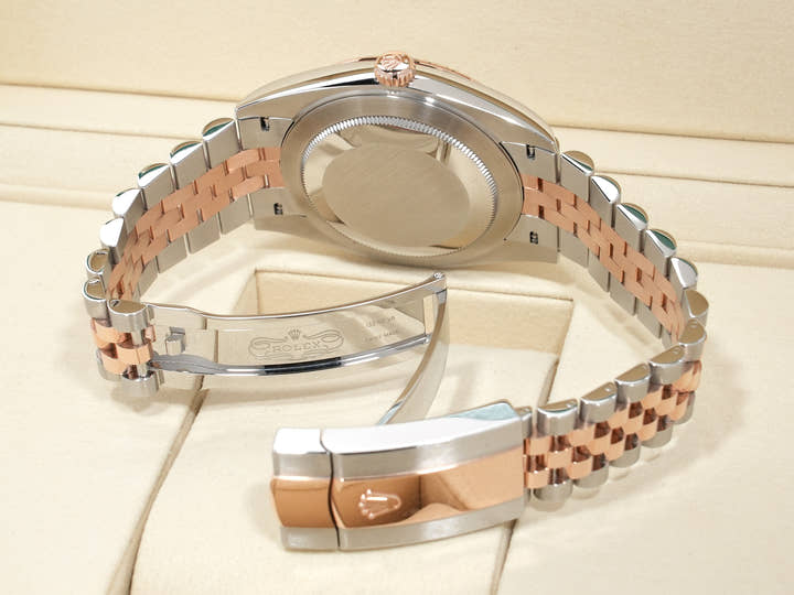 Rolex Datejust 41 Ref. 126331 Stainless Steel/Everose Gold Slate Roman Dial Jubilee Bracelet Used fhujomwu