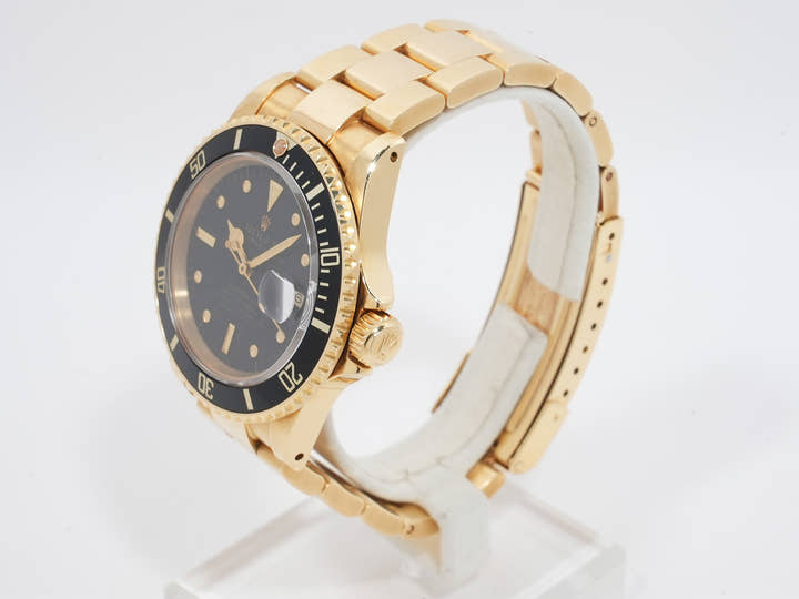 Rolex Submariner Date Ref.16808 Yellow Gold Black Dial Used kz6xee68